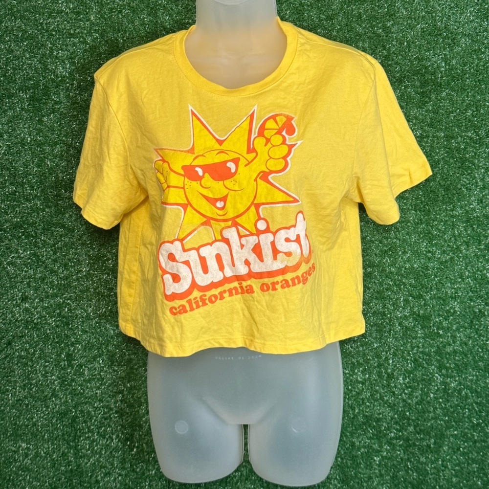 Yellow Short Sleeve Tee with Cartoon Citrus Design Sunkist